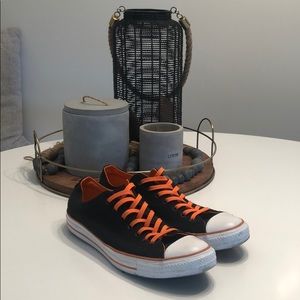 Converse Chuck Taylor Shoes | Size 9.5